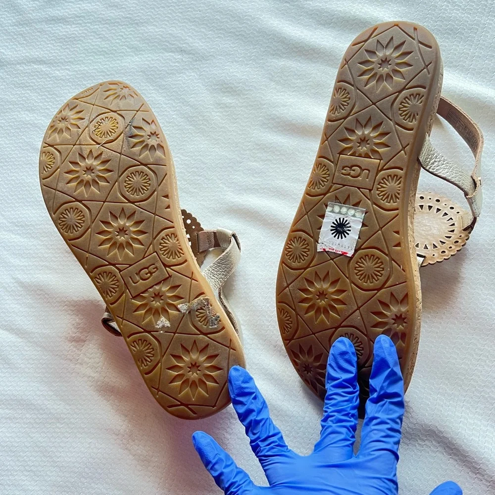UGG Women's gold Sandals